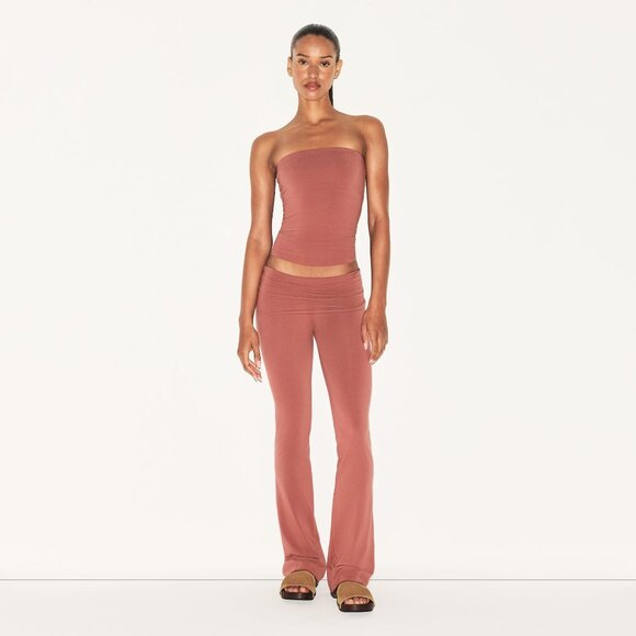SKIMS Pants - Skims Cotton Jersey Foldover Pant in Redwood, Size Small